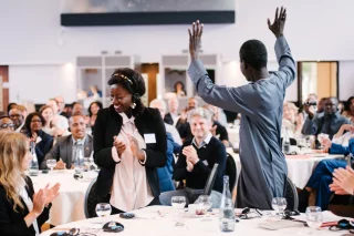 Menschen auf einer Konferenz